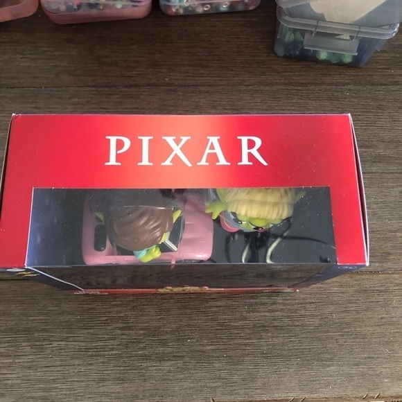 Disney Pixar Toy Story Remix: Alien Barbie & Ken with car - Picture 6 of 6